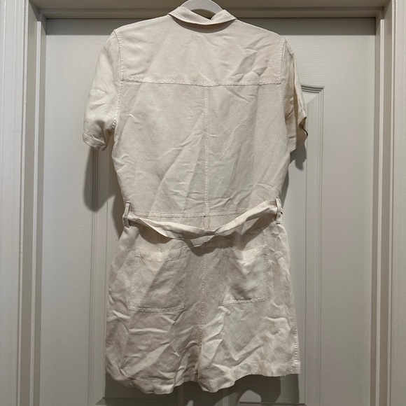 Rails Georgie Tie Waist Linen Romper in Stone - Picture 12 of 13